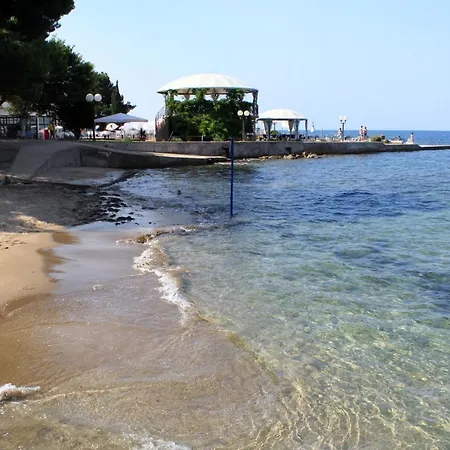 7126a * Umag
